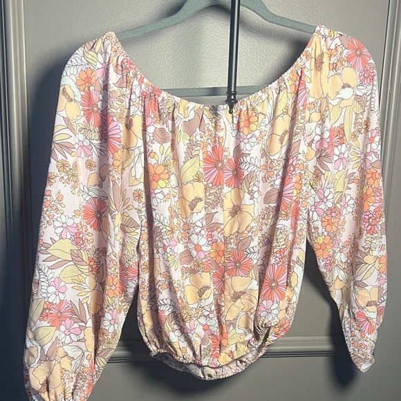 Willow Floral Blouse in Pink and Cream - Picture 3 of 3